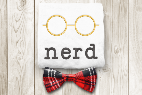 Round Nerd Glasses: A Seasonal Embroidery Review